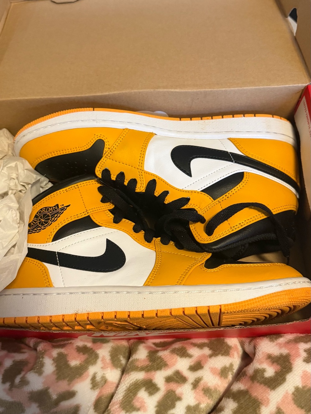 Nike Air Jordan 1 Mid in Yellow/White/Black - Men's Sneakers